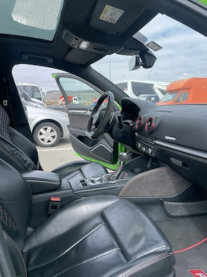 Audi RS3 Verde neon - imagine 4