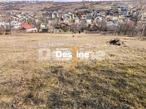 Comision 0% - Teren intravilan 3000 mp cu utilitățile la limita, Str. Soarelui 