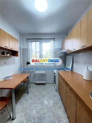 Vanzare apartament  de 2 camere renovat,, etaj 3, zona Diham