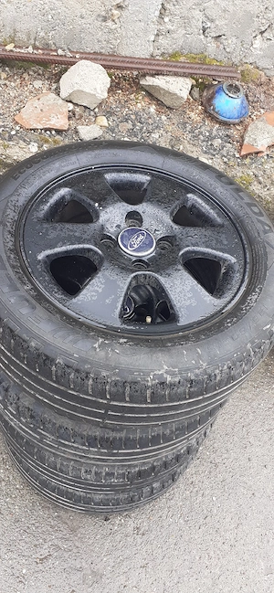 Cauciucuri  pt Ford focus cu genti cu tot