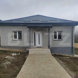 Casă de vânzare în Tomești – zonă centrală, lângă Primărie | Teren 570 mp