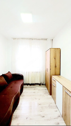 Nou!!! Închiriez garsoniera confort 3 in zona centrală din Micro 14 - imagine 5