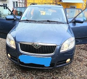 Vând Skoda fabia 2010 - imagine 4