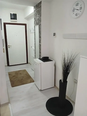 Garsoniera situata in zona Sectorului 6 - imagine 5