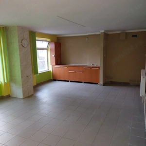 Central hunedoara spatiu comercial birouri salon 58mp