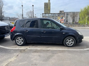 Dezmembrez renault scenic - imagine 2