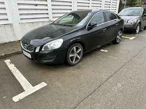 Volvo S60 D3 2.0 5 Cilindrii Automat, Euro 5, 2012, Momentum - imagine 2