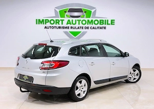 Renault Megane      - imagine 6