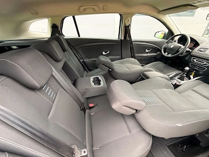 Renault Megane      - imagine 17