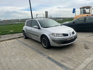 dezmembrez renault megane - imagine 3