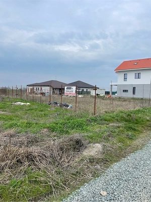 Teren intravilan  2 parcele 1021 mp la intrare langa centura - imagine 6