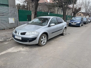 dezmembrez renault megane