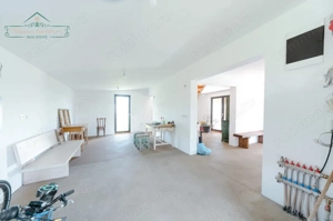 Casă nouă pe structură din lemn cu centrala proprie , Comuna Vladimirescu, Arad - imagine 2