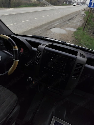 dez vw crafter 2461 cm 16 locuri - imagine 3