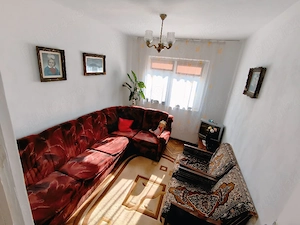Apartament 3 camere, etaj 3 - Zonă bine cotată (str. M. Kogălniceanu) - imagine 3