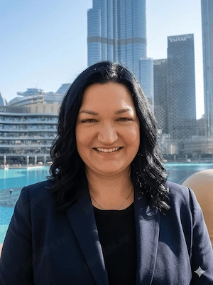 Caut loc de munca in domeniul receptie, customer service, vanzari