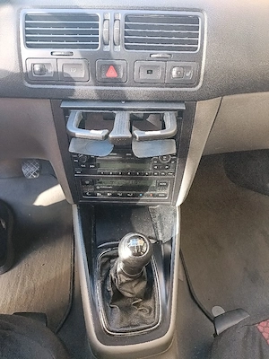 Vw Bora 1.6 benzina  - imagine 5