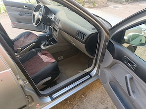 Vw Bora 1.6 benzina  - imagine 8