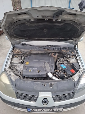 Renault Clio 2, an 2004, motor 1.5 dCi, funcțional pentru dezmembrări. - imagine 5
