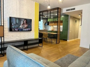 Apartament inchiriere 3 camere Unirii, 95mp, vedere bulevard, parcare inclusa - imagine 2