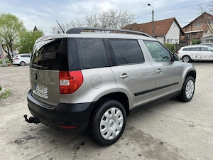 SKODA YETI SUV AN 2013 mot 2.0 tdi COMMONRAIL euro 5. consum 6 %km - imagine 4