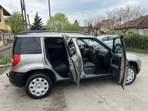 SKODA YETI SUV AN 2013 mot 2.0 tdi COMMONRAIL euro 5. consum 6 %km - imagine 10