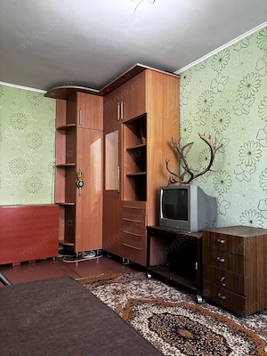 Apartament cu 3 camere în zona Ștefan cel Mare - imagine 3