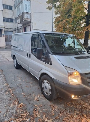 Ford Transit - imagine 2