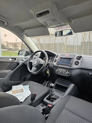 VW Tiguan 1.4TSI 4Motion Navigatie DubluClima SenzoriParcare CamerăMarșarier Bluethoot Euro5  - imagine 17
