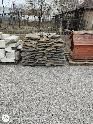 piatra  naturala  - imagine 2