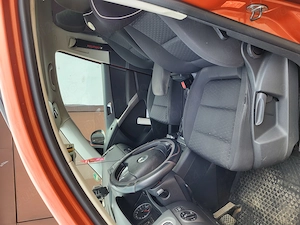 Tiguan. Cutie automata 4x4 - imagine 4