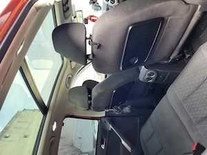 Tiguan. Cutie automata 4x4 - imagine 7