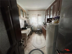 Apartament cu 2 camere de vanzare, 57mp, zona centrala, Piata Moldovei, Directia Silvica Vrancea.