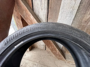 Anvelope de vara Bridgestone 215 45 R18 - imagine 3