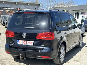  Volkswagen Touran 1.6 TDI 7 Locuri  - imagine 3
