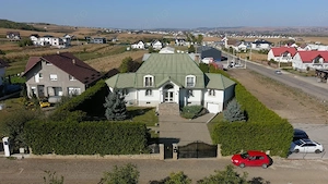 vila tip conac  - imagine 2