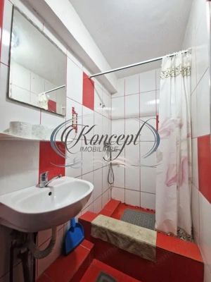 Apartament compact cu intrare separata in apropiere de Sanex - imagine 7