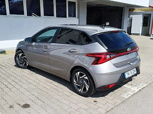 Hyundai i20 Led Line 1.2 84CP 5DR, ireproșabilă, proprietar, garanție 2028 (5 ani fără limită km) - imagine 3