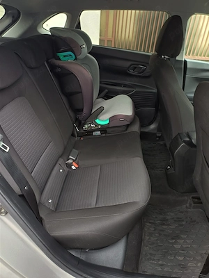 Hyundai i20 Led Line 1.2 84CP 5DR, ireproșabilă, proprietar, garanție 2028 (5 ani fără limită km) - imagine 10