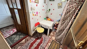 Vînd schimb Casă cărămidă.,teren si curte private,Garaj , Str Timișoara,z semicentral Petroșani  - imagine 8