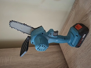 Vand fierastrau eletric