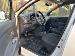 Dacia Logan Model Sl Unic Propietar    Atenție Are Dor 100.000 Km , Se poate Verifica  La Reprezenta - imagine 5