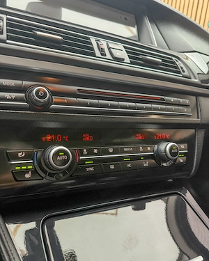 BMW 5.20d . XDrive . 190 CP . Cutie Automata + Padele . An 2016 Noiembrie . Vanzare in consignatie  - imagine 18