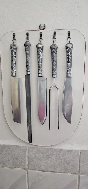 Set tacamuri format din 5 ustensile