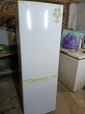 De vanzare frigidere .