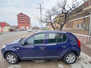Dacia Sandero 1.4 mpi an 2009 recent adusa germania