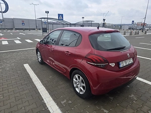 Peugeot 208 |1.0 benzina|  Garanție 12 luni| Înmatriculat |105.820 km| - imagine 5
