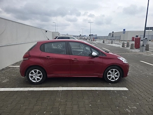 Peugeot 208 |1.0 benzina|  Garanție 12 luni| Înmatriculat |105.820 km| - imagine 2