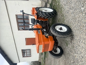 Vând tractor Fiat 450 - imagine 2