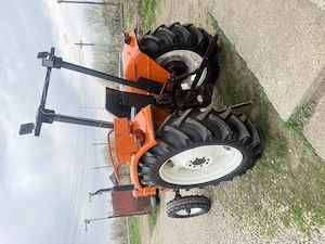 Vând tractor Fiat 450 - imagine 6